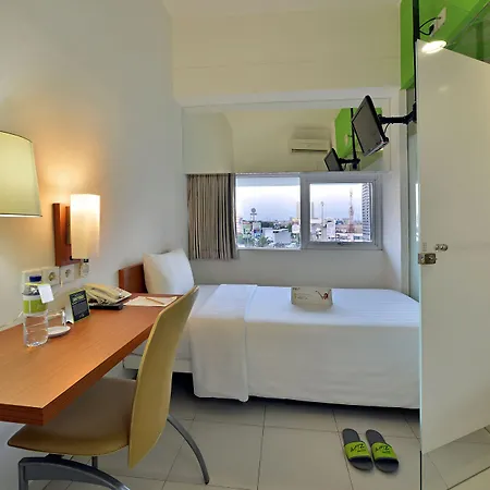 Whiz Hotel Pemuda Semarang-3